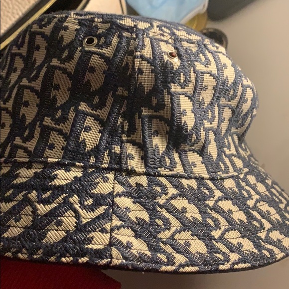 Christian Dior bucket hat - Picture 2 of 4